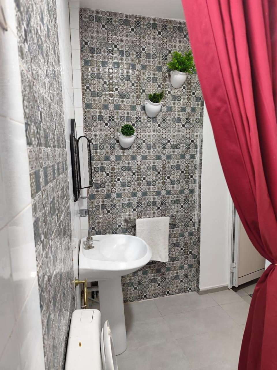 Hotel Ayachi Tunis Eksteriør bilde